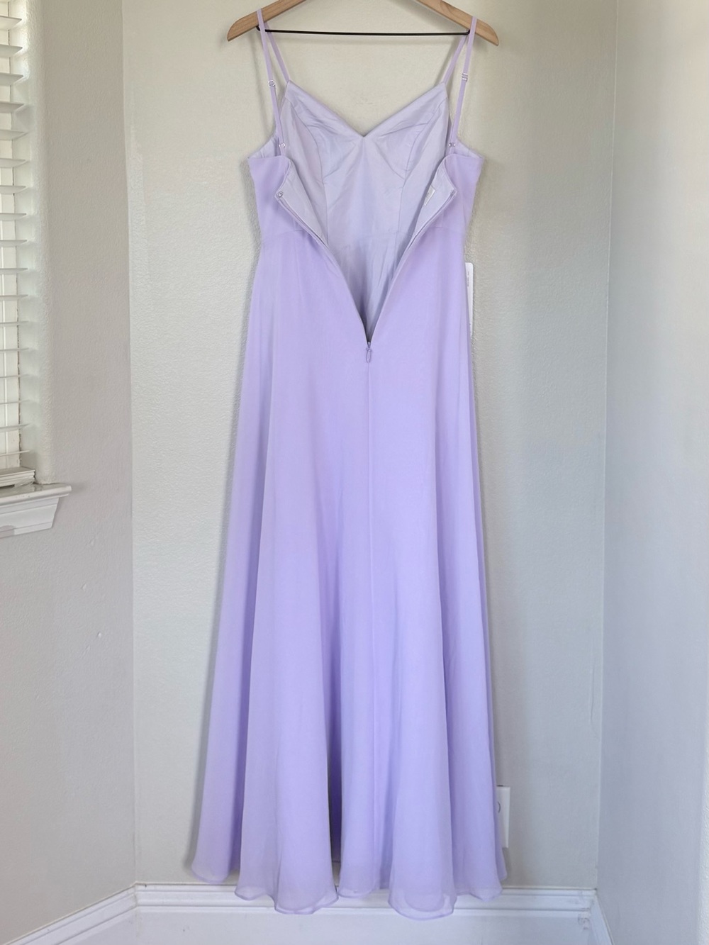 AZAZIE NWT 2 A2 Emerald Chiffon Gown Dress in Lilac • V-Neck High Slit Flowy - Picture 5 of 16